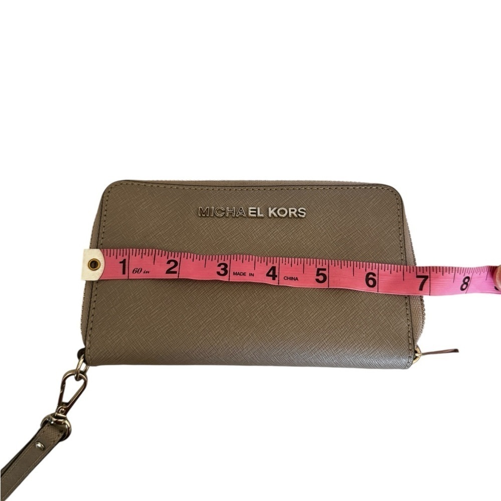 Michael Kors Jet Set Travel MK Signature Leather MF Phone Case Wristlet Wallet - Picture 6 of 7
